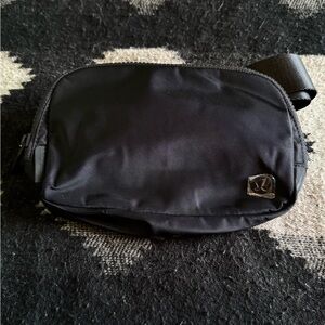 Lululemon belt bag
